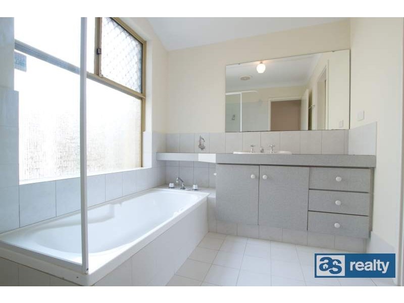 B/33 Chester Avenue, Dianella WA 6059