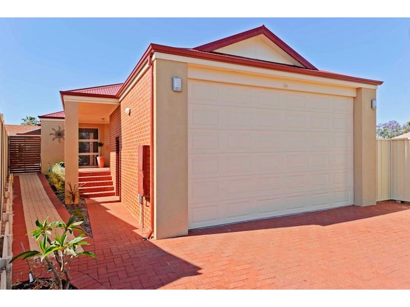 2 Mckenzie Way, Embleton WA 6062