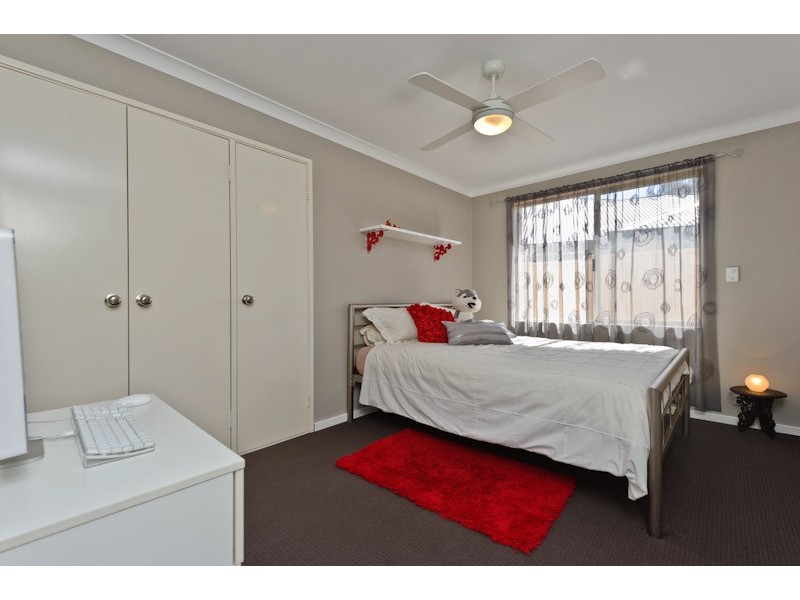 2 Mckenzie Way, Embleton WA 6062