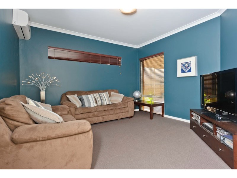 2 Mckenzie Way, Embleton WA 6062