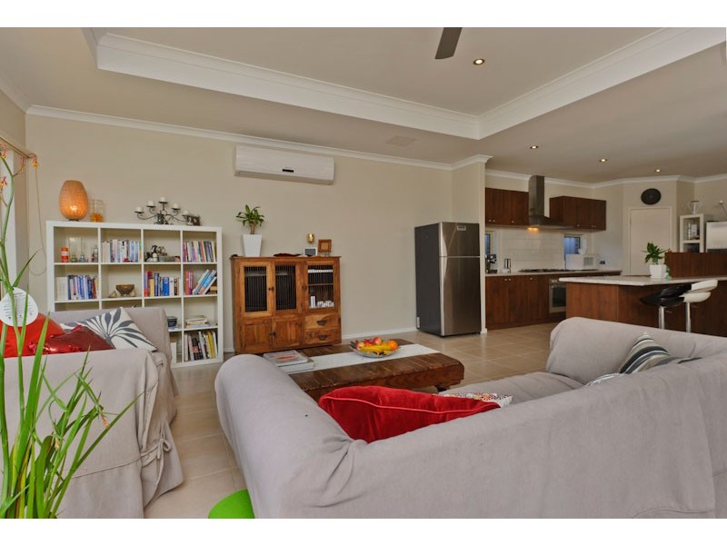 2 Mckenzie Way, Embleton WA 6062