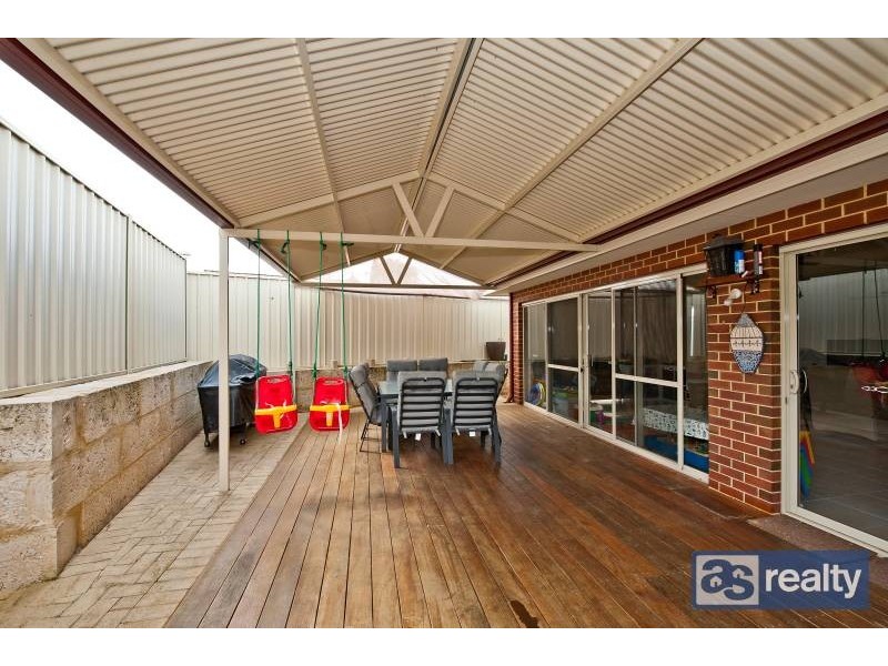 2 Mckenzie Way, Embleton WA 6062