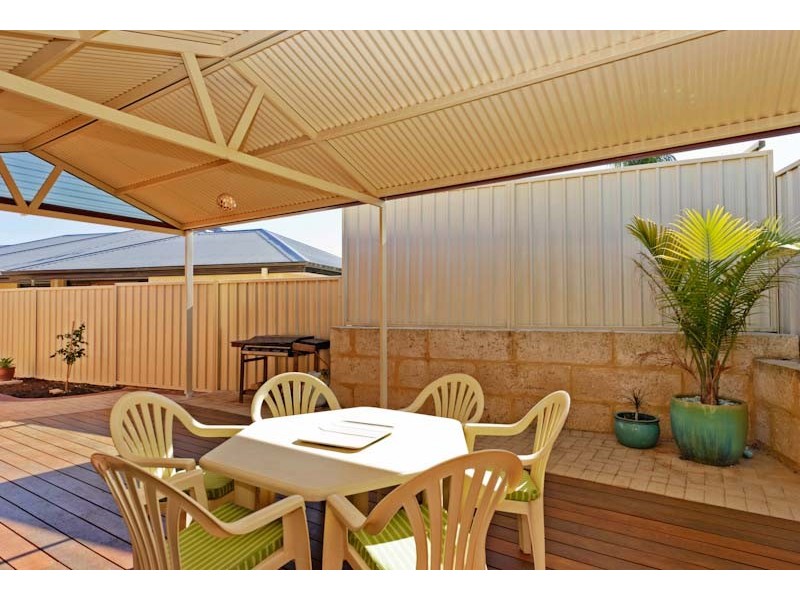 2 Mckenzie Way, Embleton WA 6062