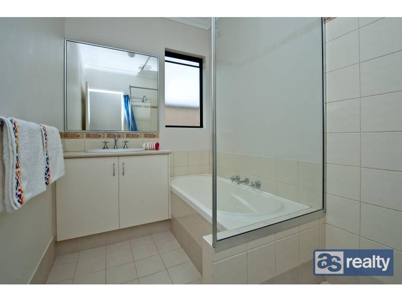42 Moojebing Street, Bayswater WA 6053