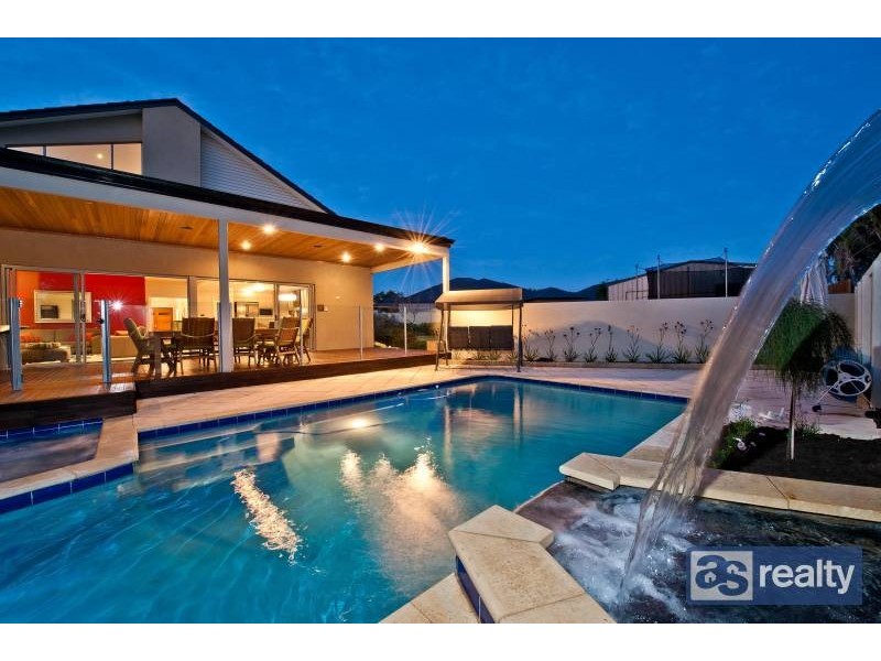 58 McKenzie Way, Embleton WA 6062