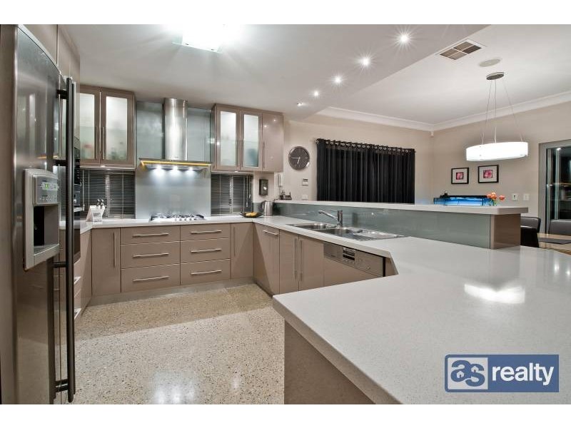 58 McKenzie Way, Embleton WA 6062