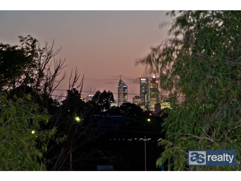 58 McKenzie Way, Embleton WA 6062