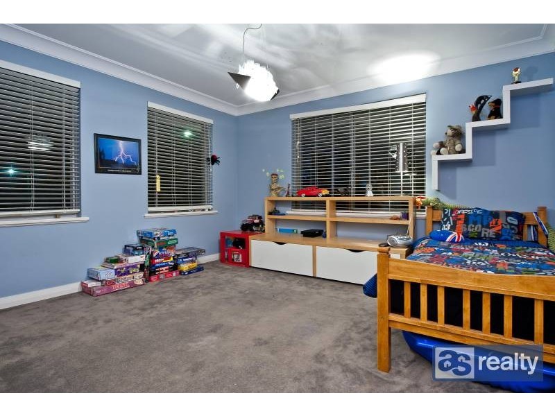 58 McKenzie Way, Embleton WA 6062