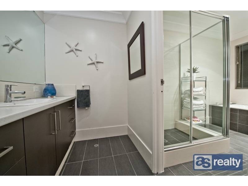 58 McKenzie Way, Embleton WA 6062