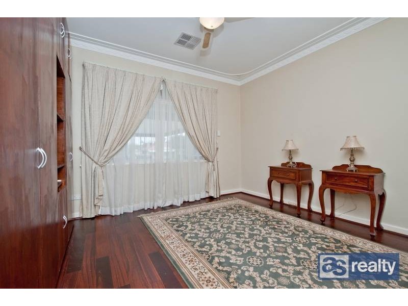 54 Drynan Street, Bayswater WA 6053