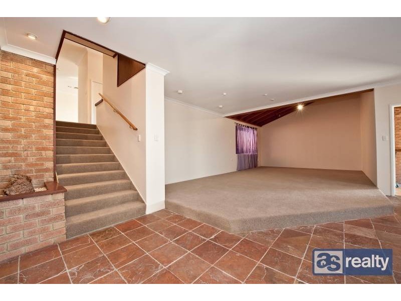 14 Olenek Place, Beechboro WA 6063