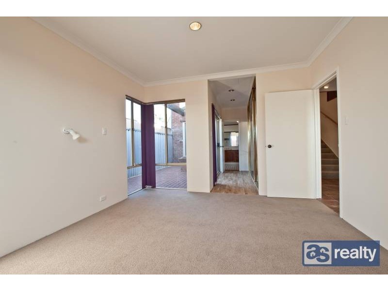 14 Olenek Place, Beechboro WA 6063