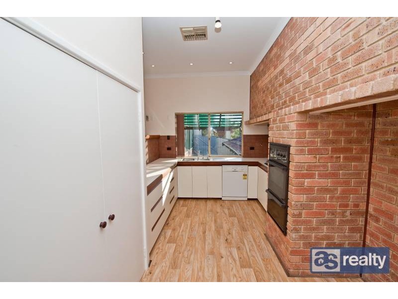 14 Olenek Place, Beechboro WA 6063