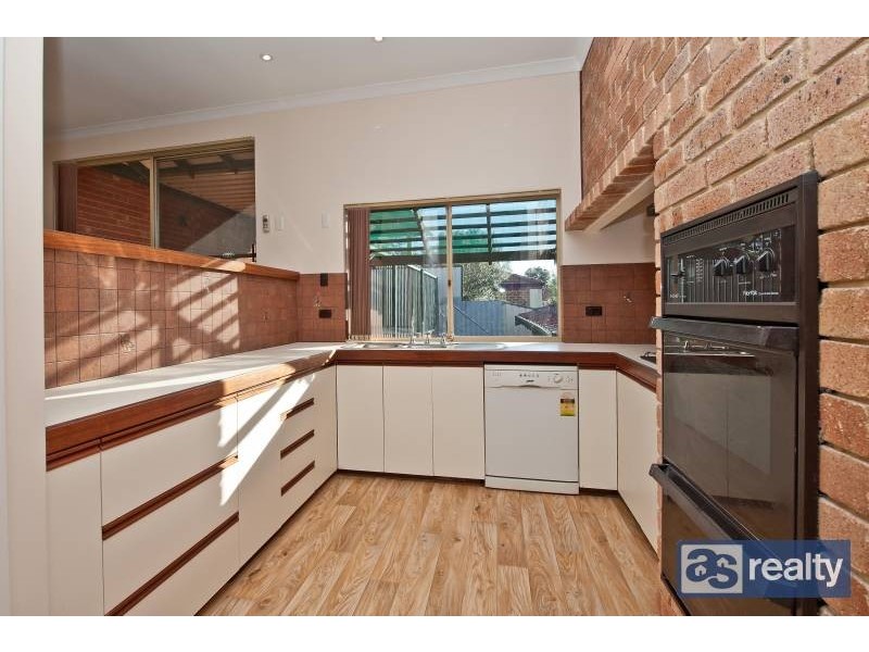 14 Olenek Place, Beechboro WA 6063