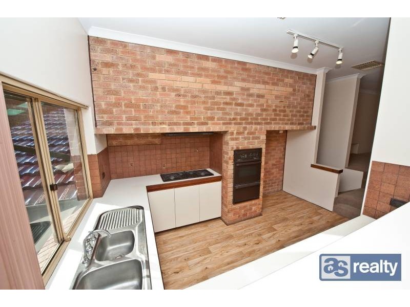 14 Olenek Place, Beechboro WA 6063