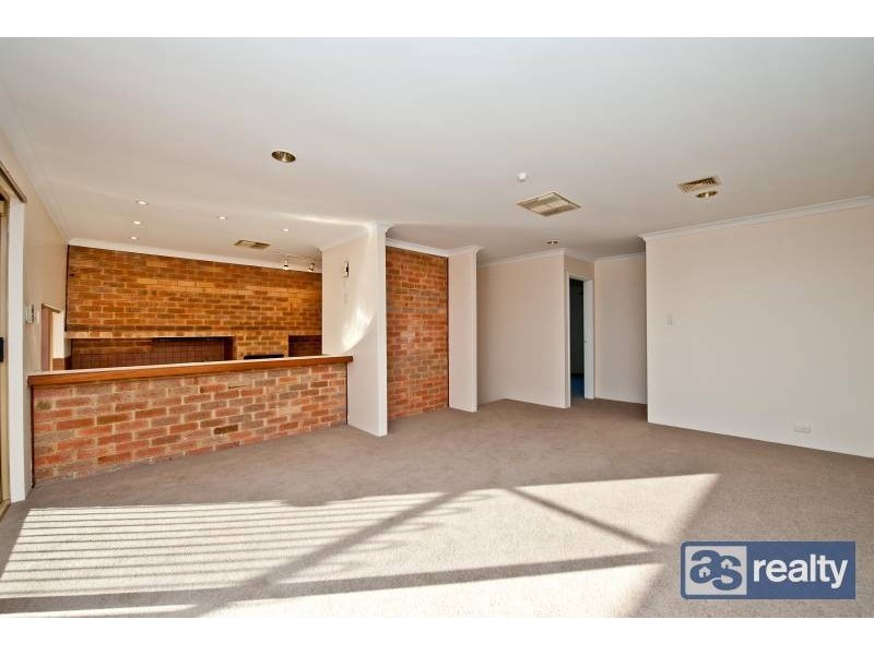 14 Olenek Place, Beechboro WA 6063