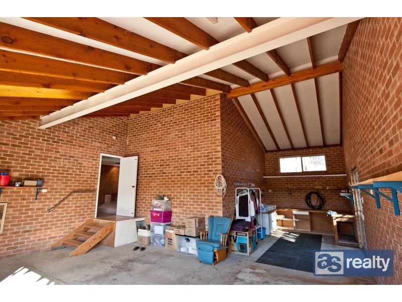 14 Olenek Place, Beechboro WA 6063