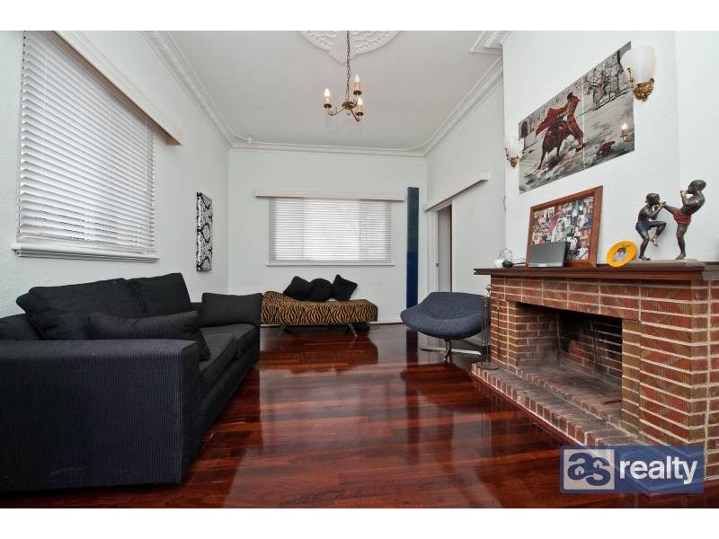119 Walter Road East, Bassendean WA 6054