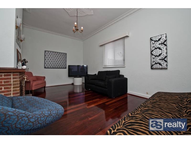 119 Walter Road East, Bassendean WA 6054