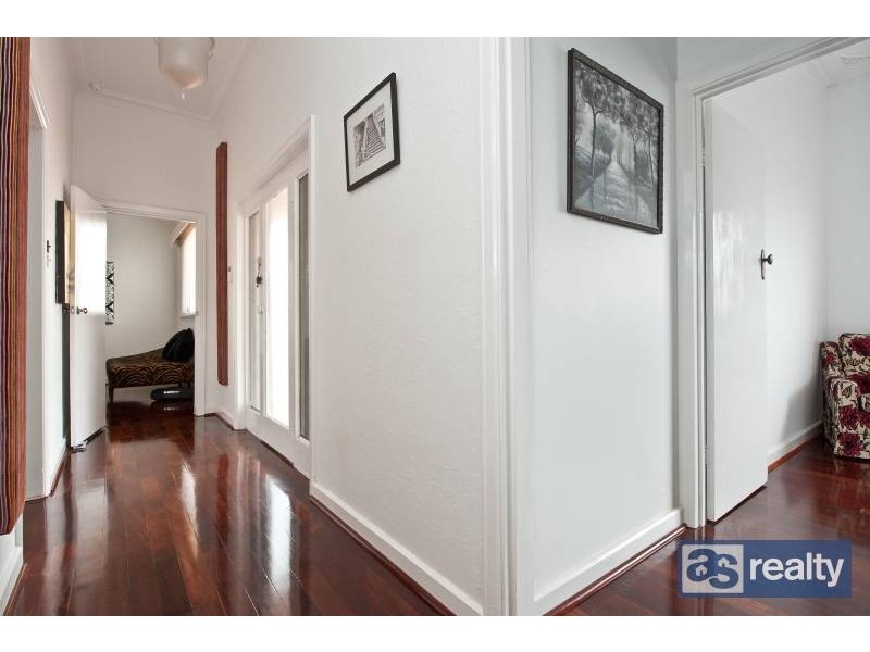 119 Walter Road East, Bassendean WA 6054