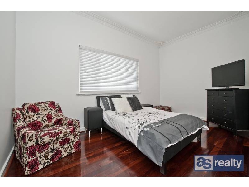 119 Walter Road East, Bassendean WA 6054