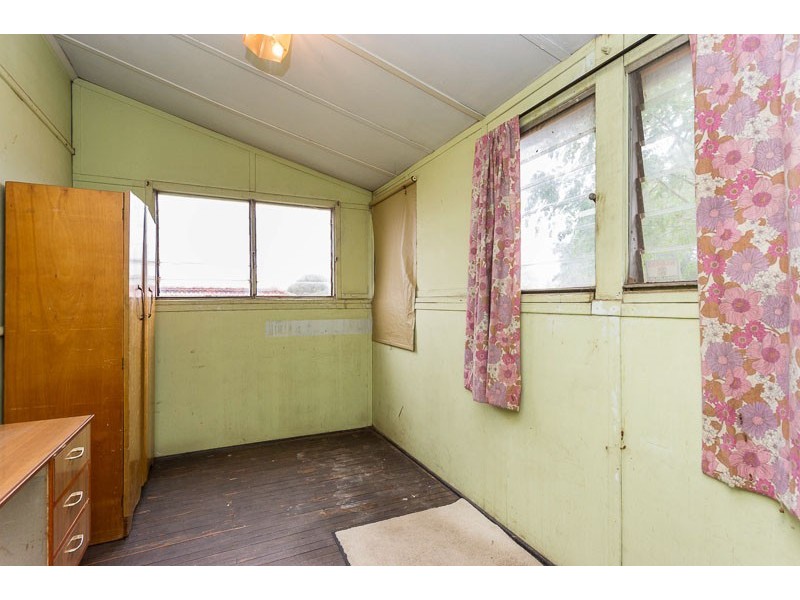 15 The Strand, Bayswater WA 6053