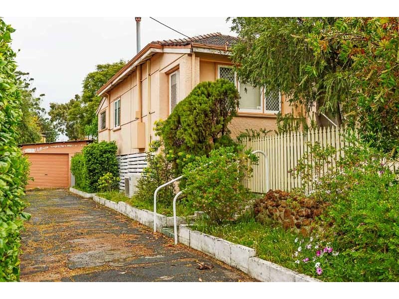 15 The Strand, Bayswater WA 6053