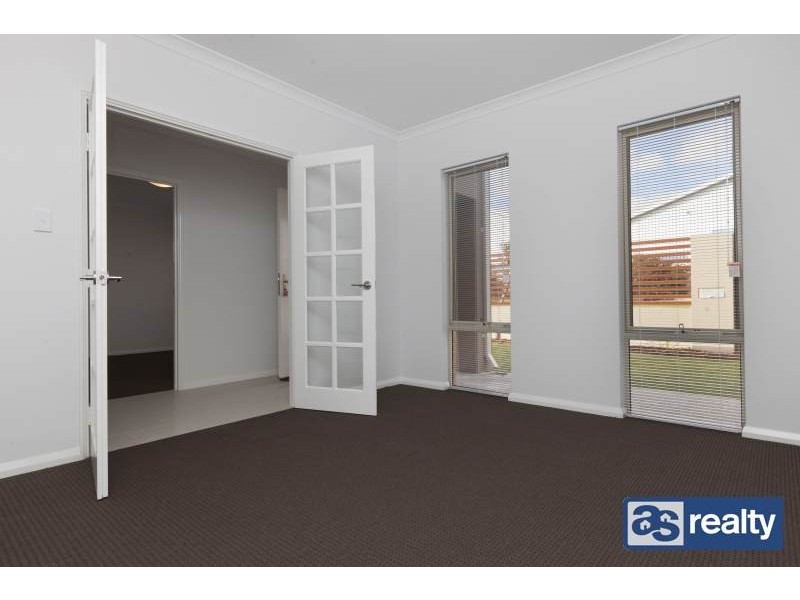 1/35 Clavering Road, Bayswater WA 6053