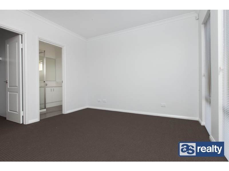 1/35 Clavering Road, Bayswater WA 6053