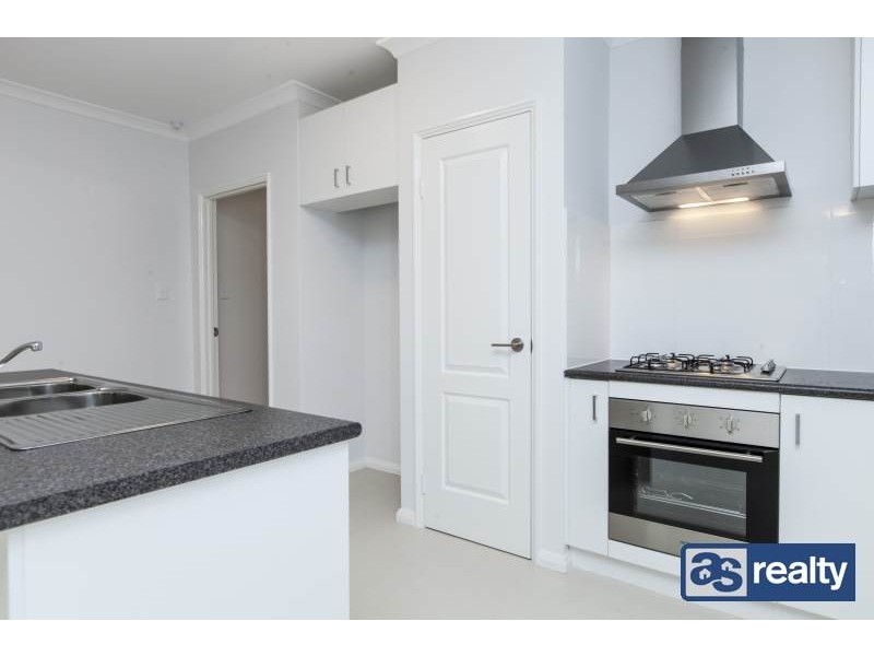 2/35 Clavering Road, Bayswater WA 6053