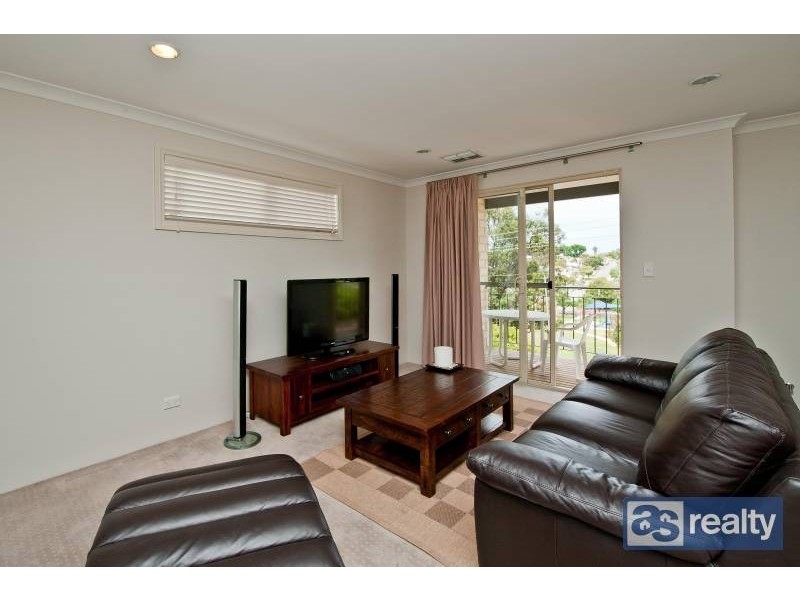 7 Hamilton Street, Bayswater WA 6053