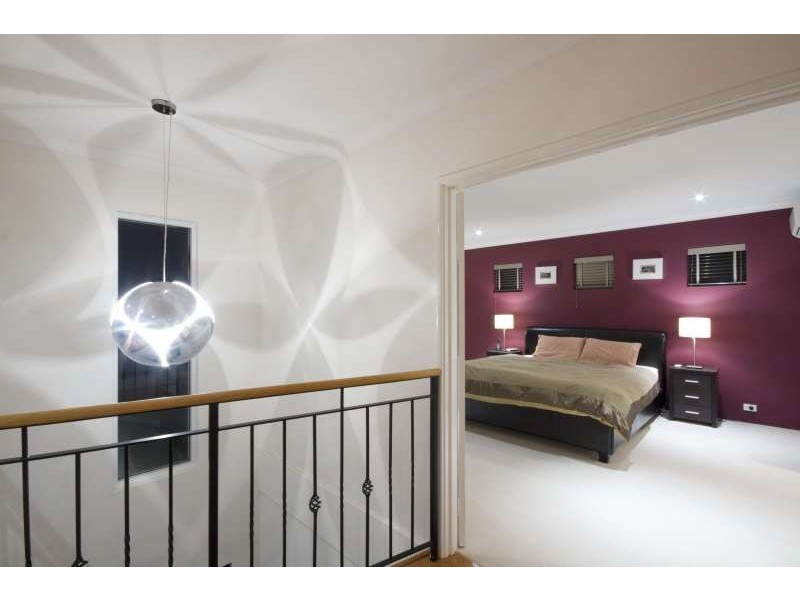 8 Mallion Street, Embleton WA 6062