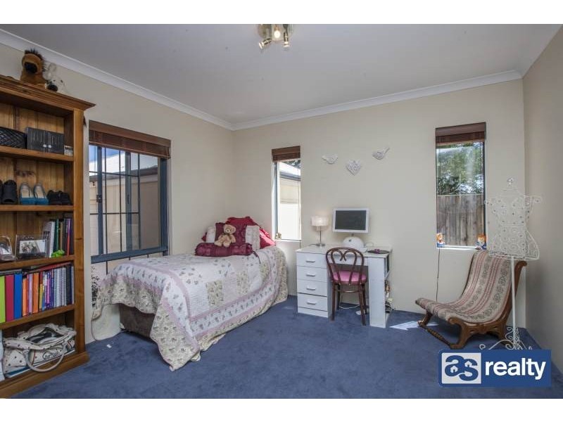 35 Kenilworth Street, Bayswater WA 6053
