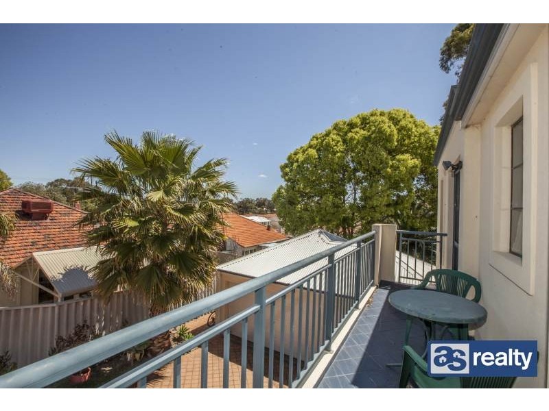 35 Kenilworth Street, Bayswater WA 6053