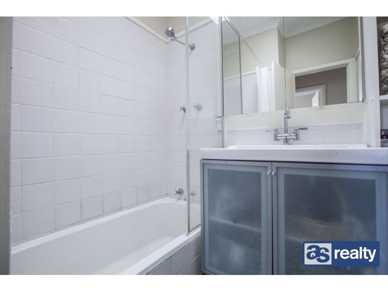 15 Towning Street, Embleton WA 6062