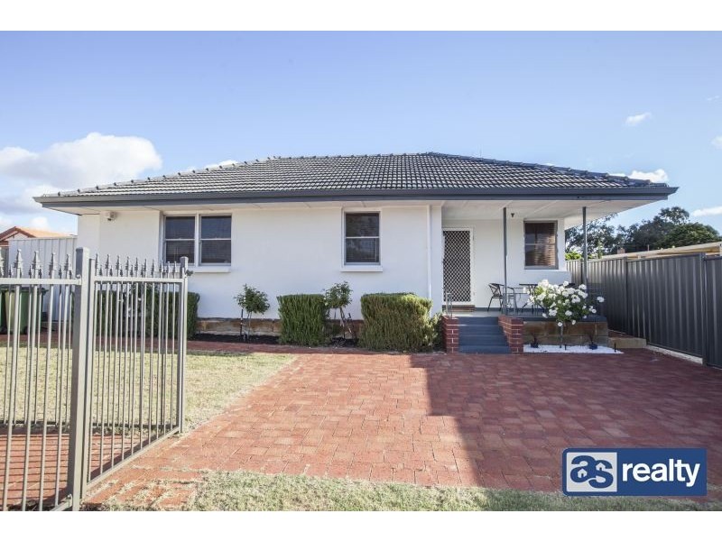 15 Towning Street, Embleton WA 6062