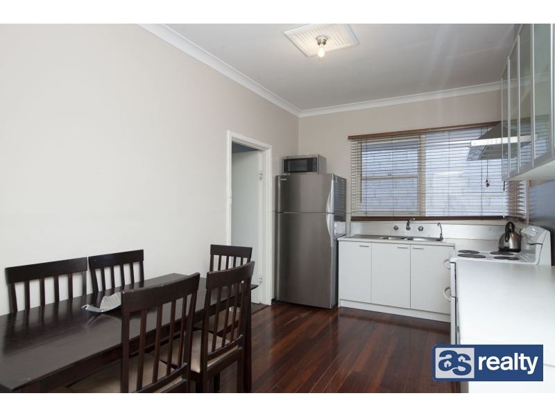 15 Towning Street, Embleton WA 6062