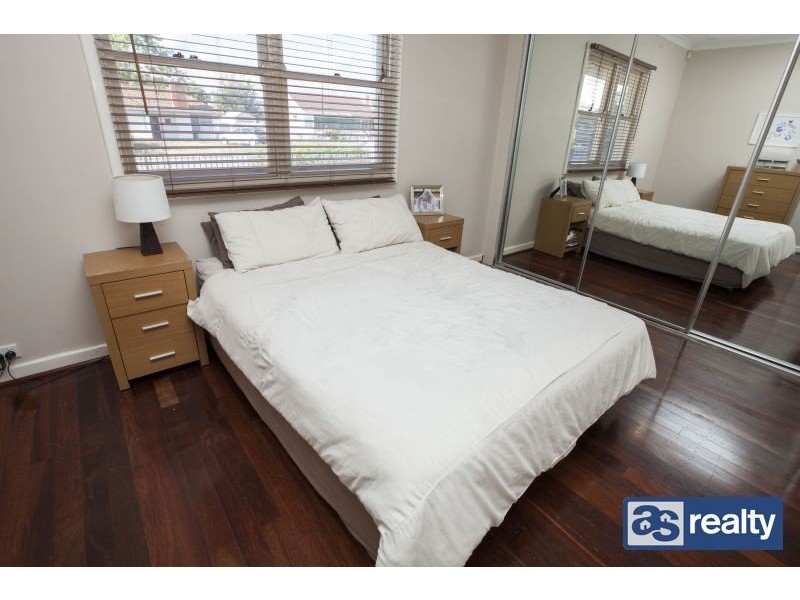 15 Towning Street, Embleton WA 6062