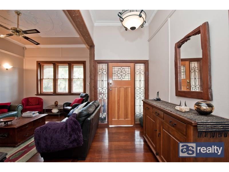 39 Kenilworth Street, Bayswater WA 6053