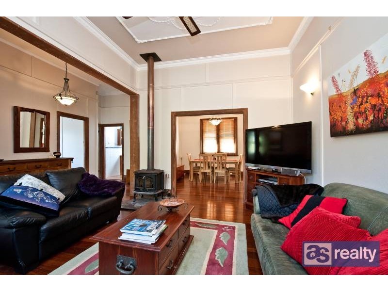 39 Kenilworth Street, Bayswater WA 6053