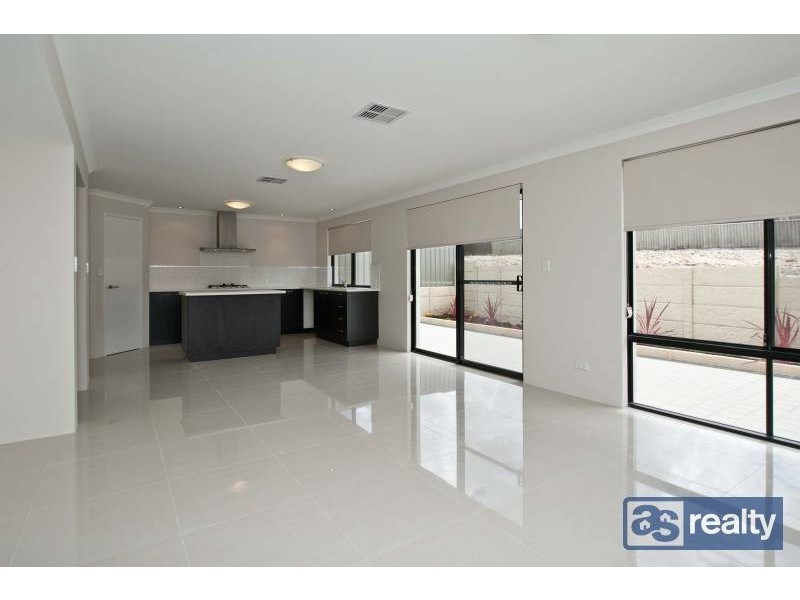 26 Mckenzie Way, Embleton WA 6062