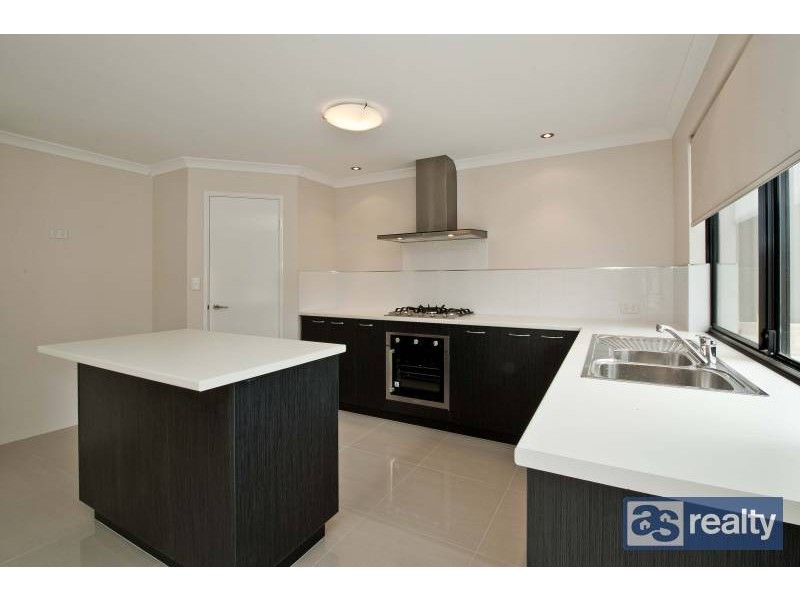 26 Mckenzie Way, Embleton WA 6062