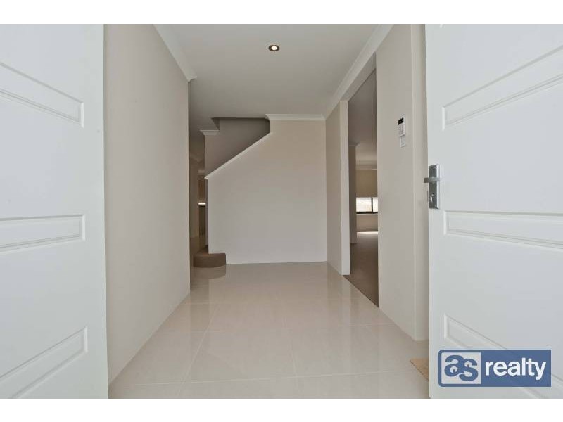 26A Mckenzie Way, Embleton WA 6062