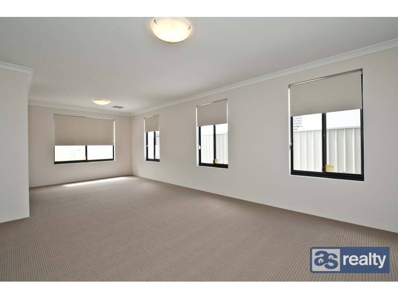 26A Mckenzie Way, Embleton WA 6062