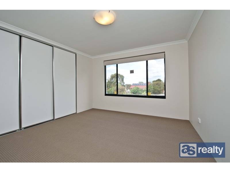 26A Mckenzie Way, Embleton WA 6062