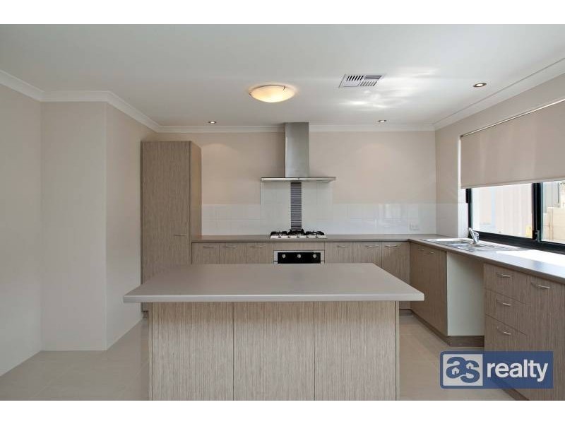 26A Mckenzie Way, Embleton WA 6062