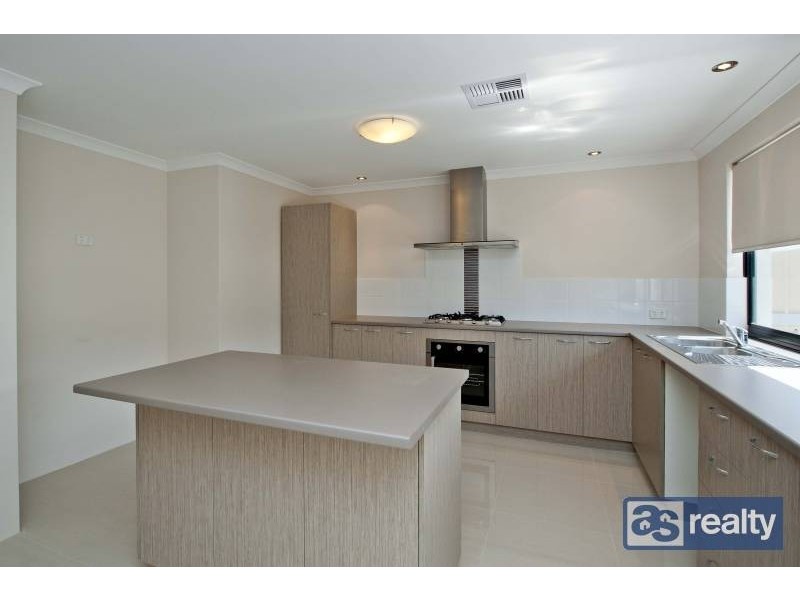 26A Mckenzie Way, Embleton WA 6062