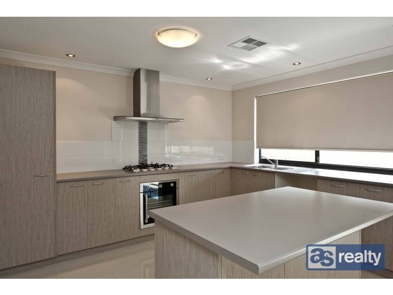 26A Mckenzie Way, Embleton WA 6062