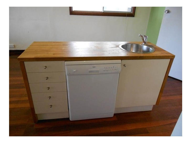 18 Parsons Street, Embleton WA 6062