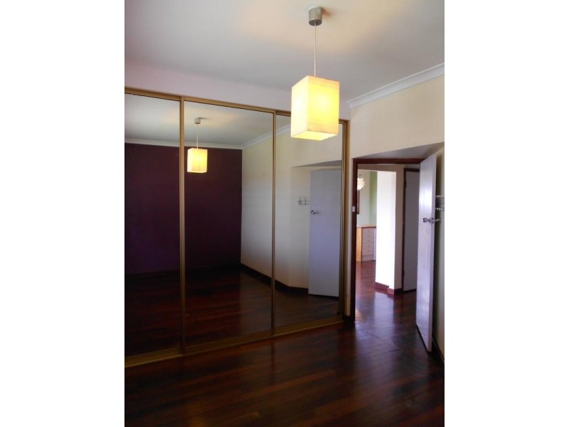 18 Parsons Street, Embleton WA 6062